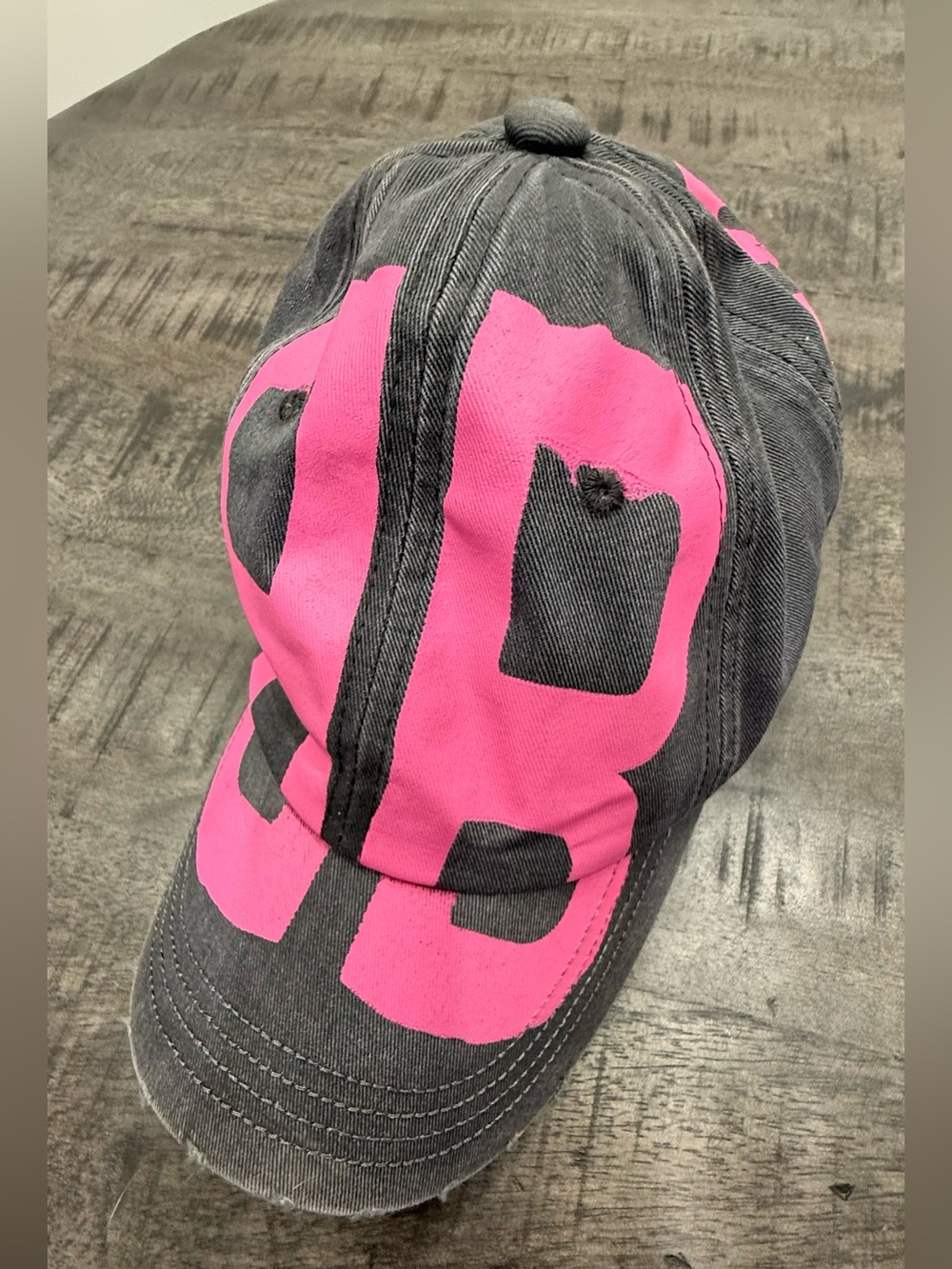 Unbranded Men's Black Baseball Cap with Pink Graphic '88'